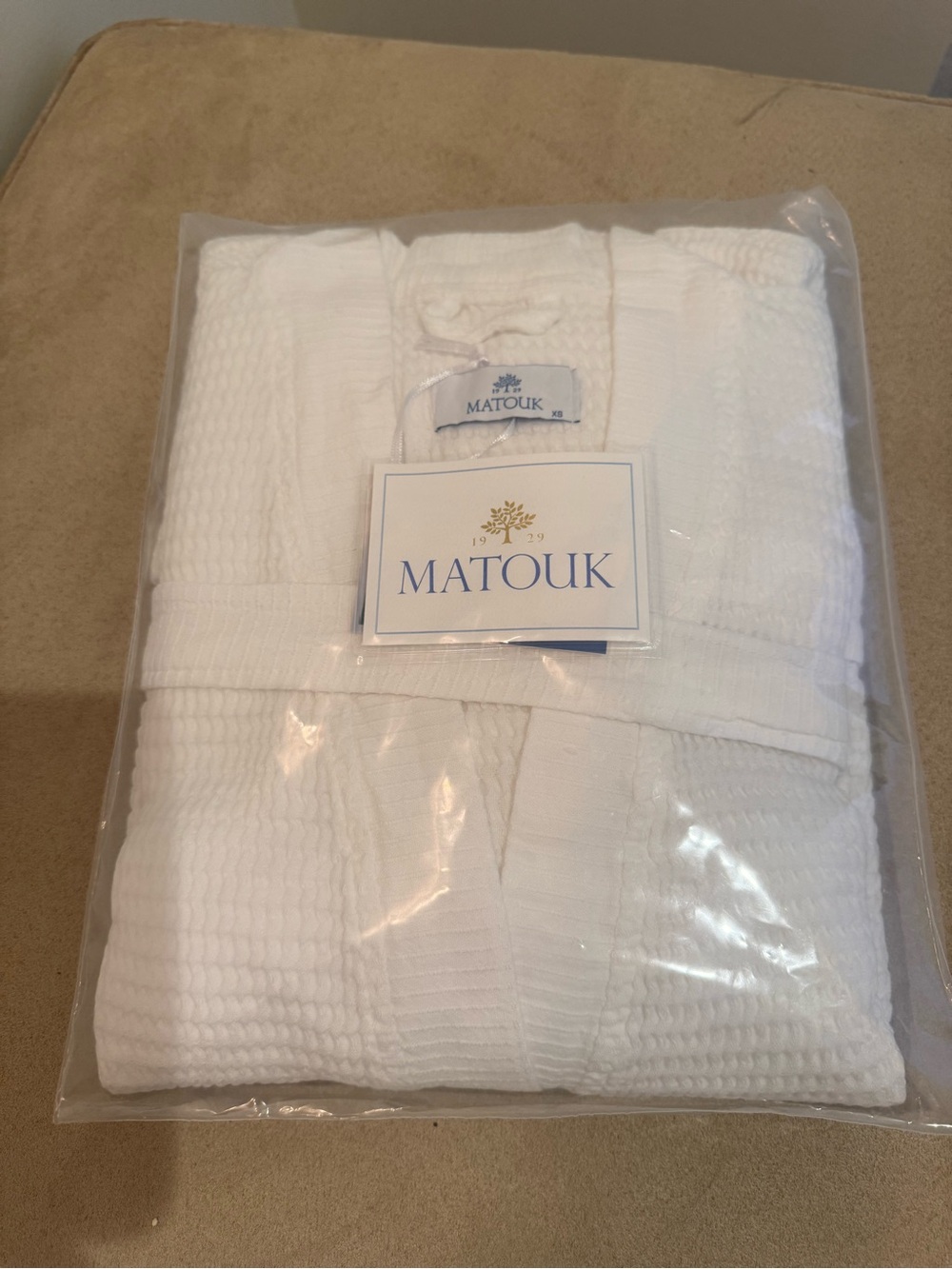 Matouk white XS Koran robe new